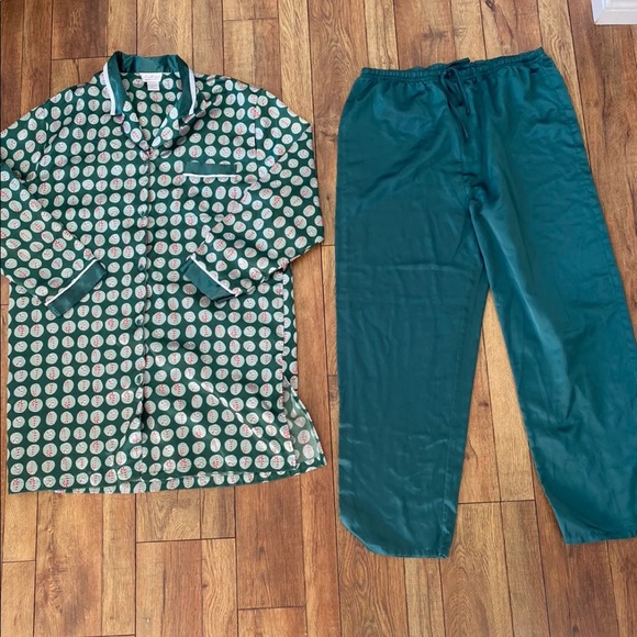 Other - Silky Pajama Set for Women.  Size Large.